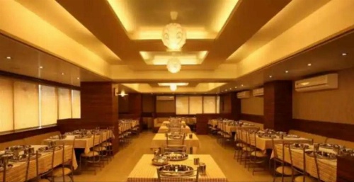 Hotel Classique, Rajkot image 5